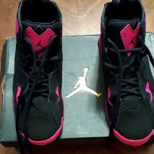 Jordan True Flight GG size 4Y